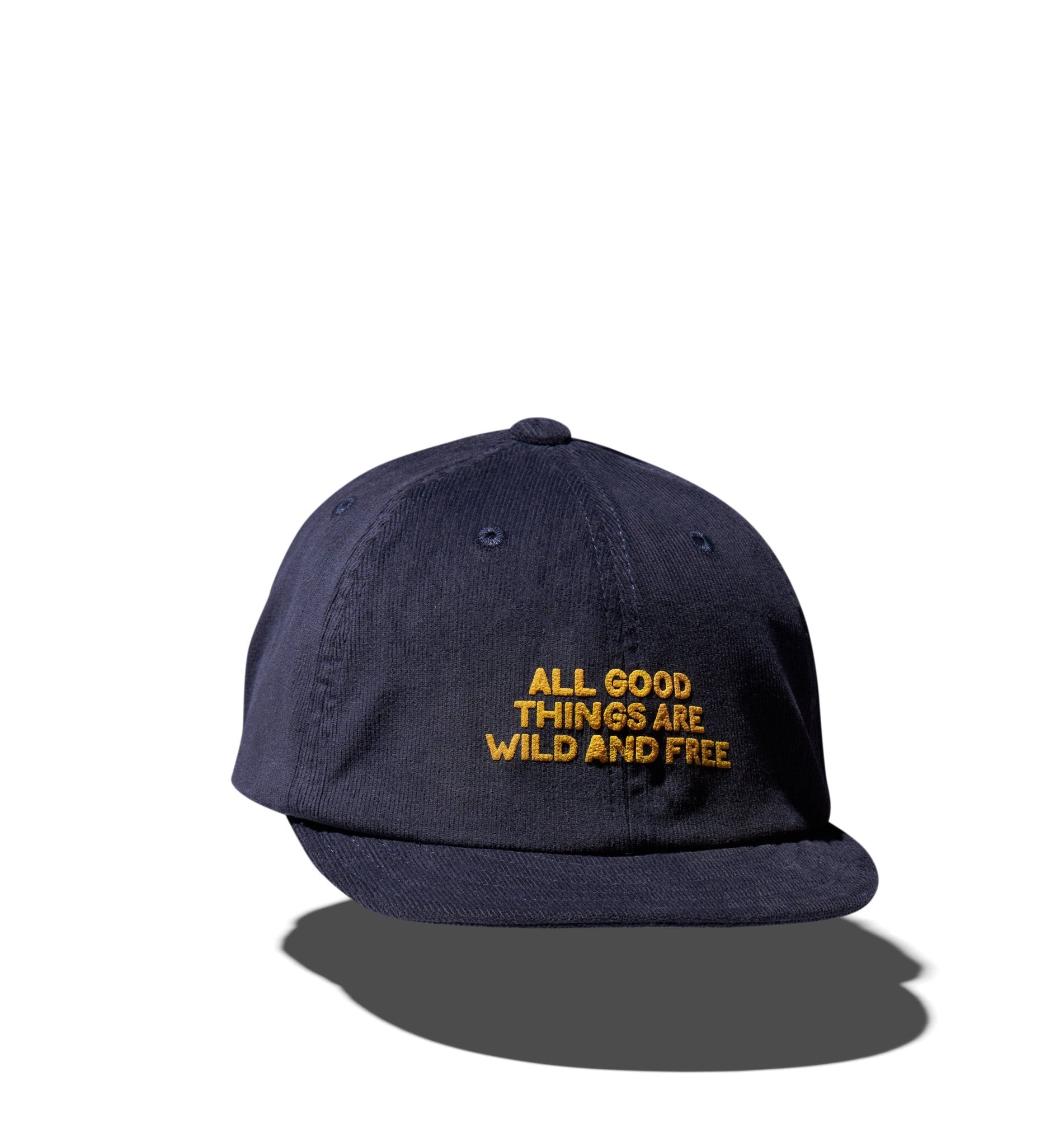 "ALL GOOD THINGS ARE WILD AND FREE" CAP - DIE DREI BERGE